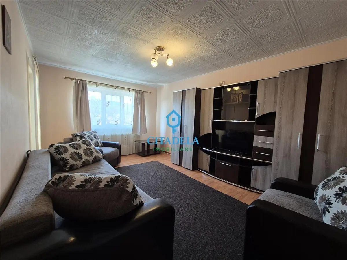 Apartament cu 2 camere, decomandat, în zona Tolstoi, Alba Iulia, fotografia 1