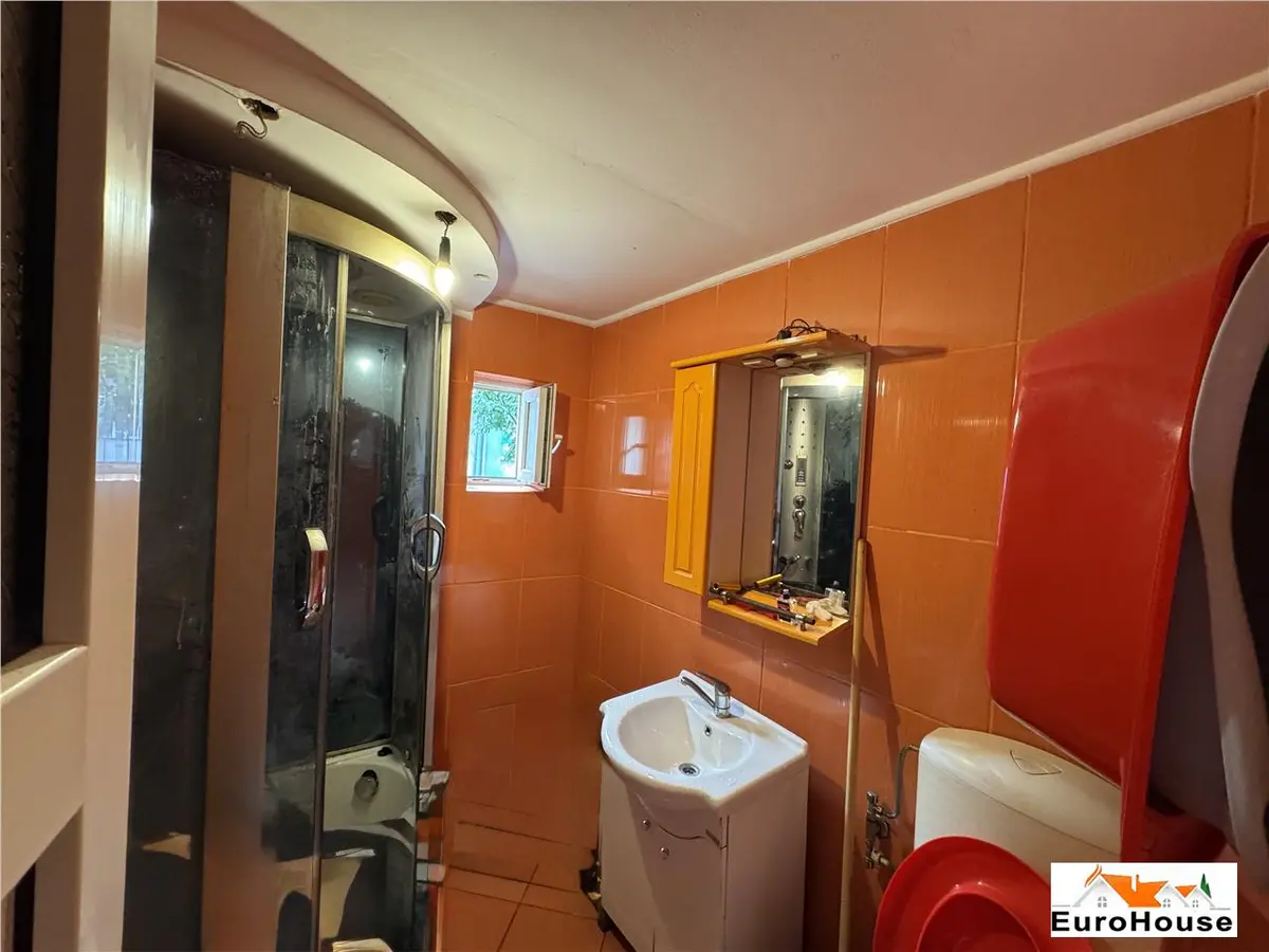 Apartament cu 3 camere de vânzare în Alba Iulia, zona Ampoi 3, fotografia 4