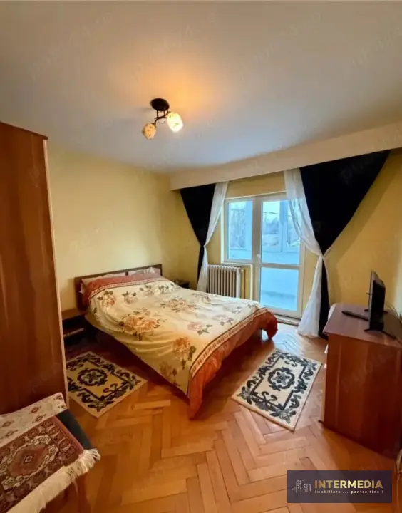 Apartament 2 camere, Zona Tolstoi, decomandat, 2 balcoane, fotografia 2