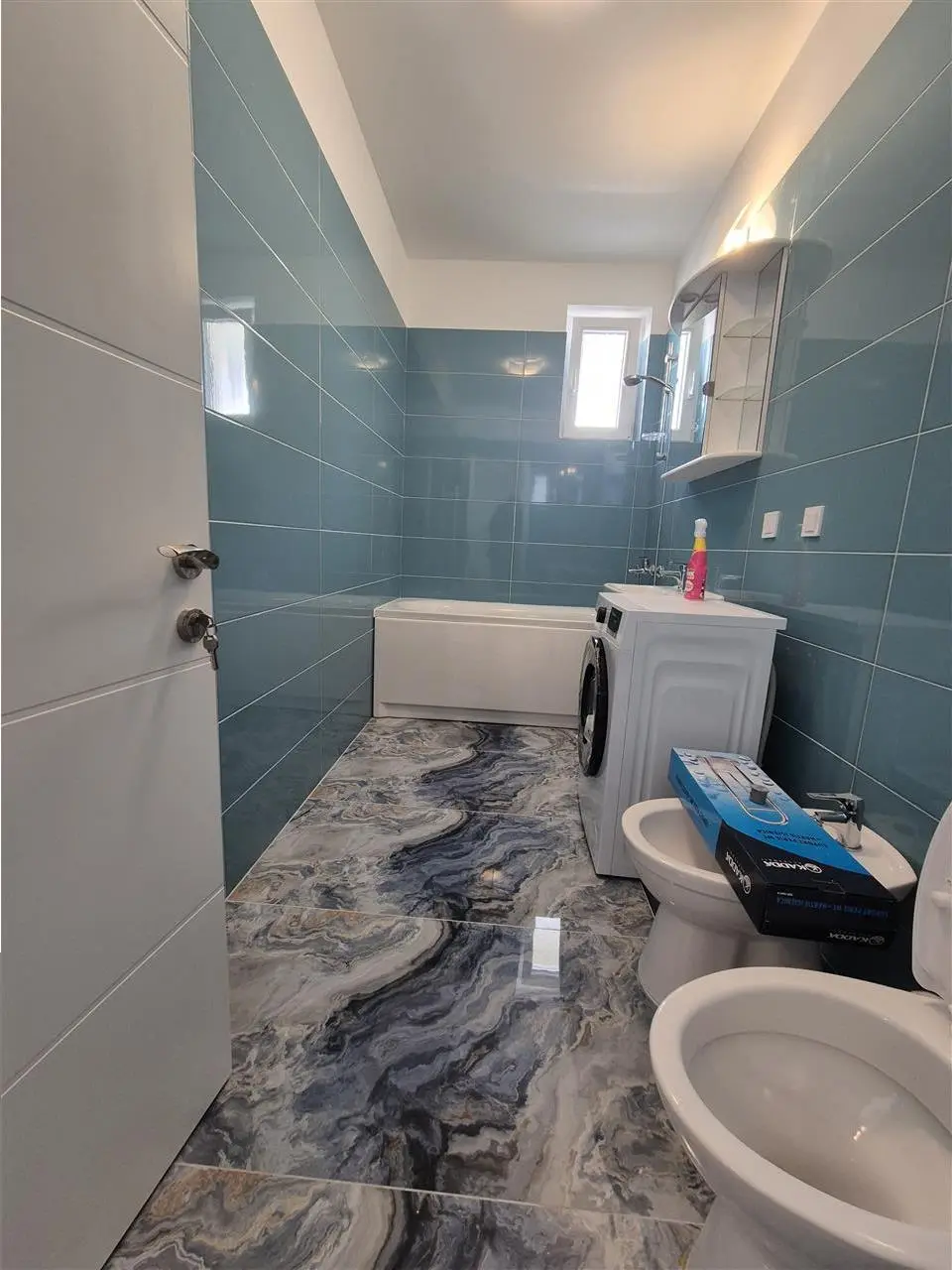 Apartament cu 2 camere de închiriat, bloc nou, garaj, zona Centru, fotografia 6