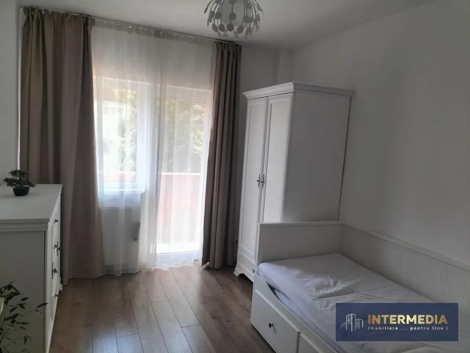 Apartament 3 camere 2 bai, parcare, CETATE mobilat si utilat complet, fotografia 8