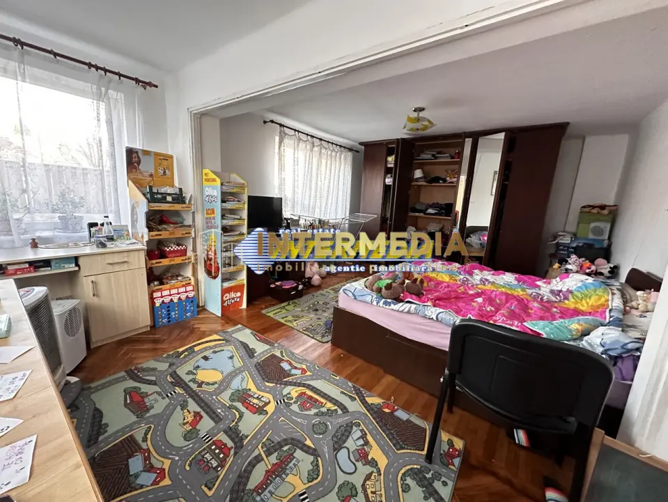 Casa cu 3 camere in Cetate la asfalt cu 1176 mp Teren, fotografia 7
