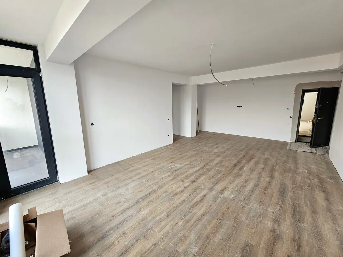 Apartament cu 2 camere, renovat, etaj 2, în Ocna Mureș, fotografia 13