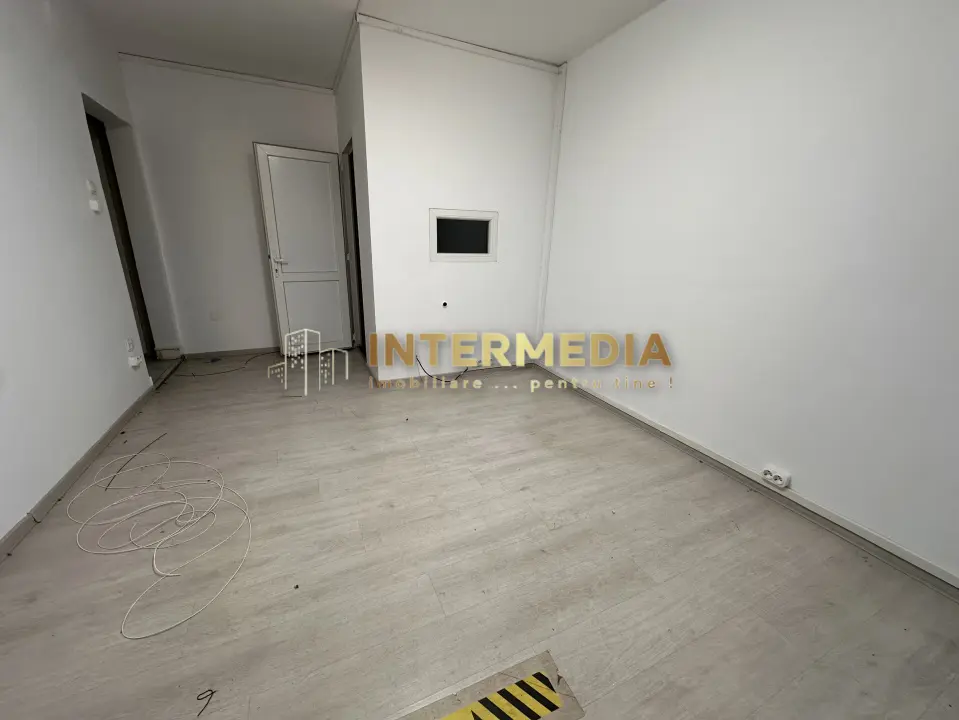 SPATIU COMERCIAL, 75 mp, Cetate Alba Iulia, PRETABIL PENTRU 2 ACTIVITATI, fotografia 10