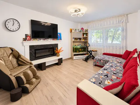 Apartament, 4 camere decomandat, Ampoi 2