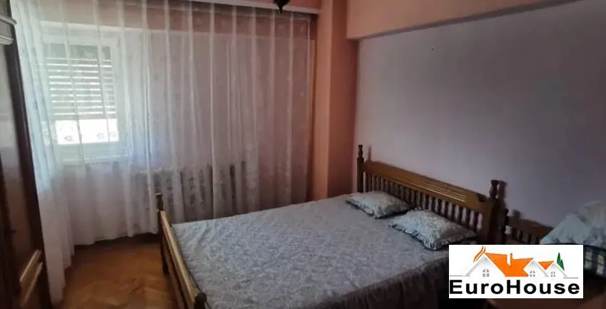 Apartament cu 3 camere de vânzare în Alba Iulia, zona ultracentrală, fotografia 7