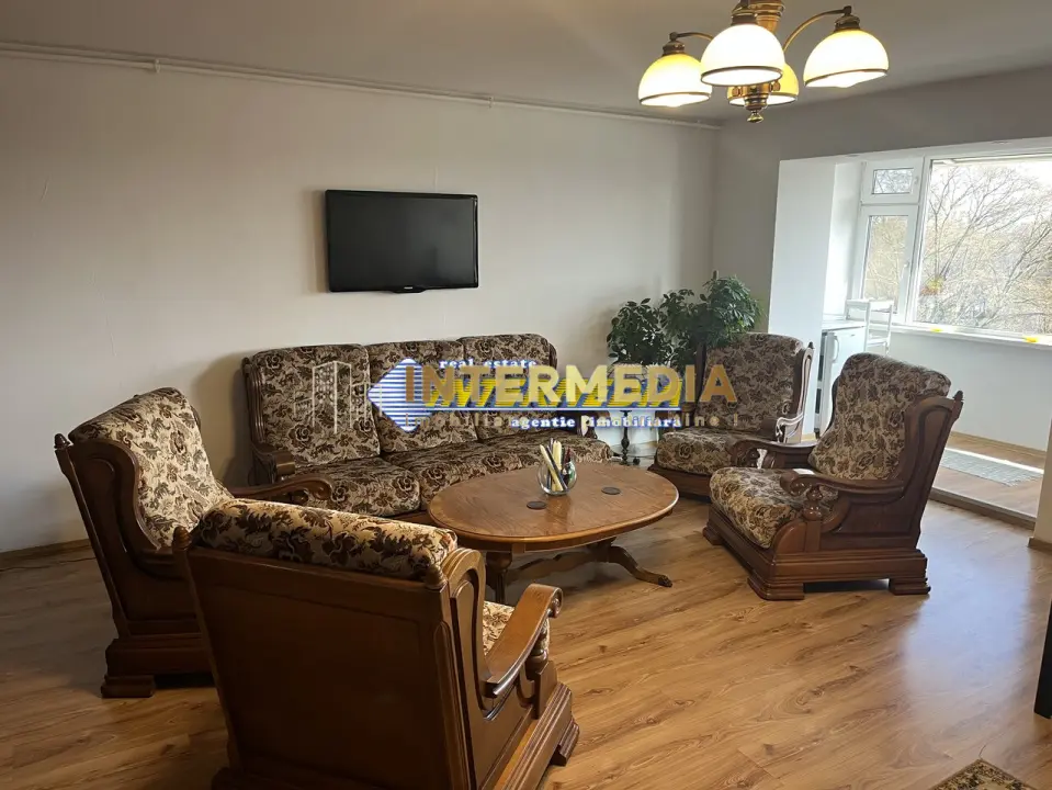 APARTAMENT 2 Camere Decomandate, Etaj 1, Zona CETATE M-uri, Mobilat Complet, fotografia 10