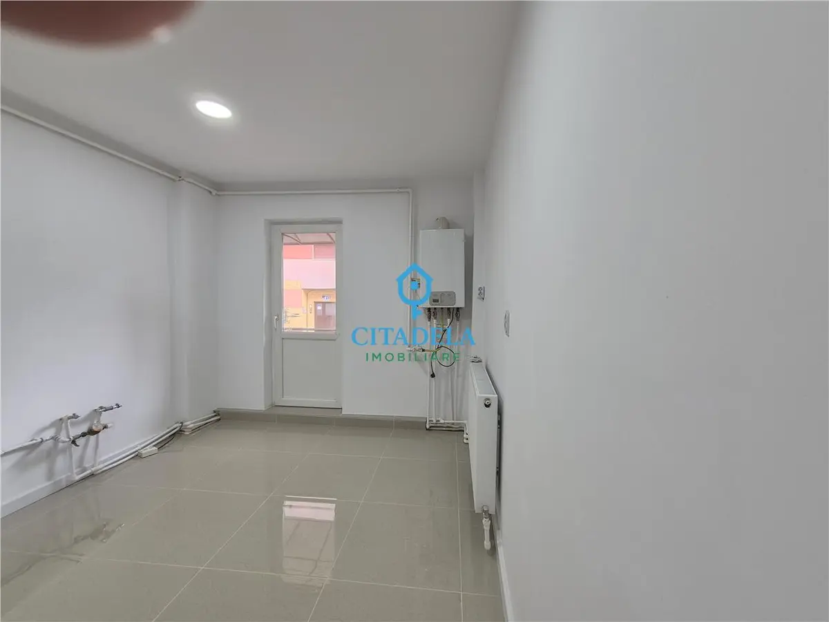 Apartament cu 2 camere decomandat, Cetate, Alba Iulia, fotografia 6