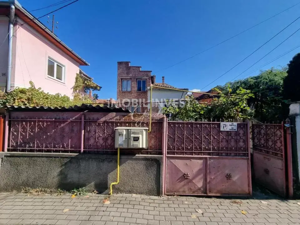 Casă individuală în Centru, Alba Iulia, 134 mp utili, 203 mp teren, fotografia 2