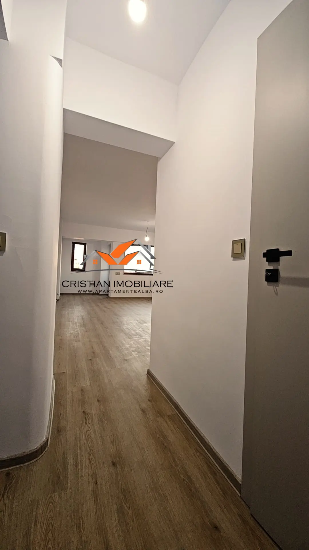 Apartament cu 3 camere decomandate, etaj 1, zona Centru, Alba Iulia, fotografia 3