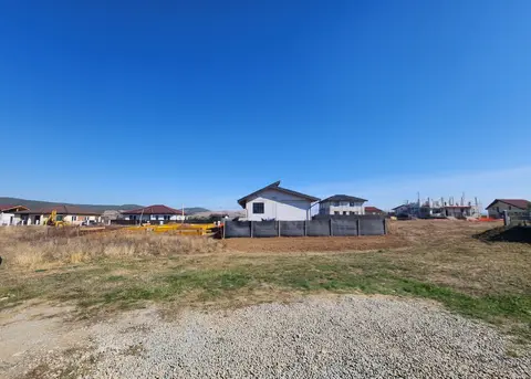 Teren intravilan de vânzare, 413 mp, în Micești, Alba Iulia
