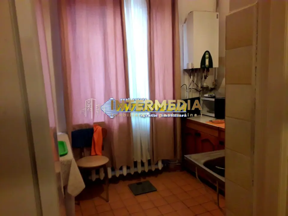 Apartament cu o camera, 43 mp zona Centru, fotografia 3