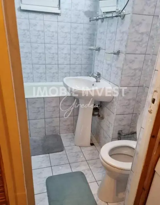 Apartament cu 3 camere de închiriat, 68 mp, zona Cetate, Alba Iulia, fotografia 8