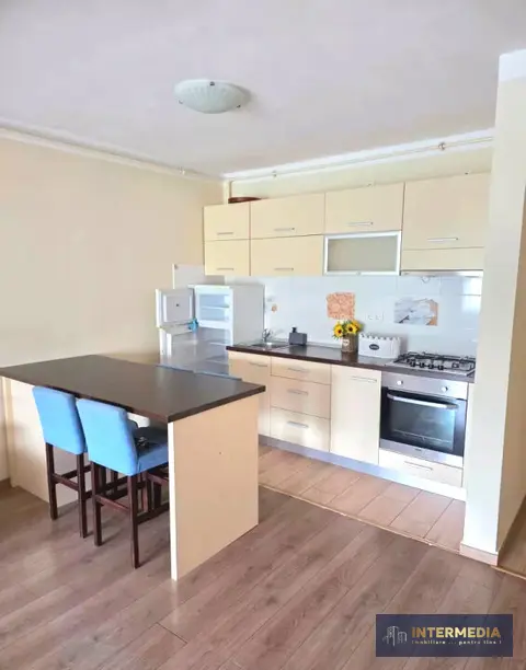 Apartament de închiriat, 3 camere, 65 mp, Cetate, Alba Iulia, bloc nou, boxă și parcare