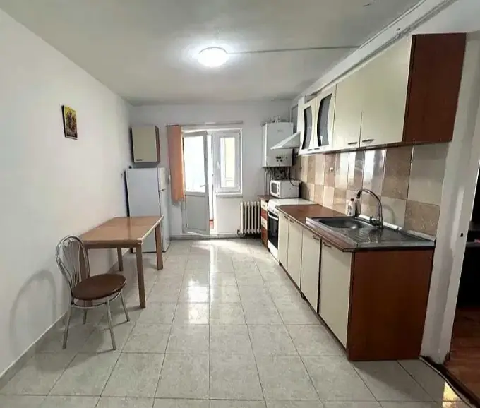 Apartament cu 2 camere de vânzare în zona Tolstoi, Alba Iulia, fotografia 1