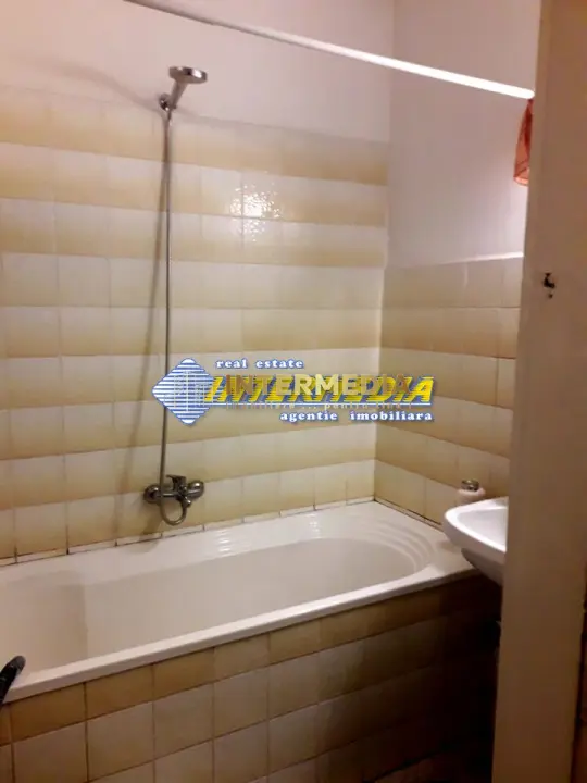 Apartament cu o camera, 43 mp zona Centru, fotografia 4