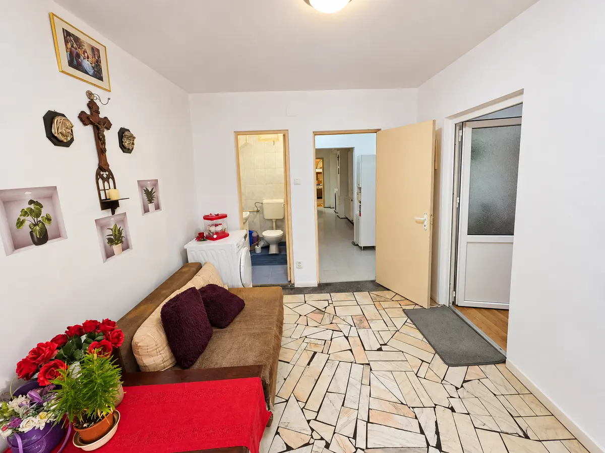 Spațiu comercial, 4 camere, 2 băi, 72 mp utili, Cetate, Alba Iulia, fotografia 4