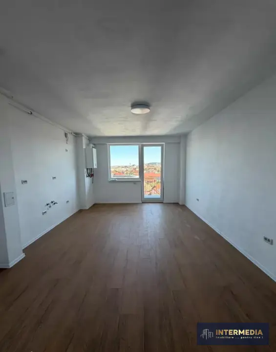 Apartament cu 2 camere, bloc nou, parcare, 48 mp utili, balcon 9 mp, fotografia 2