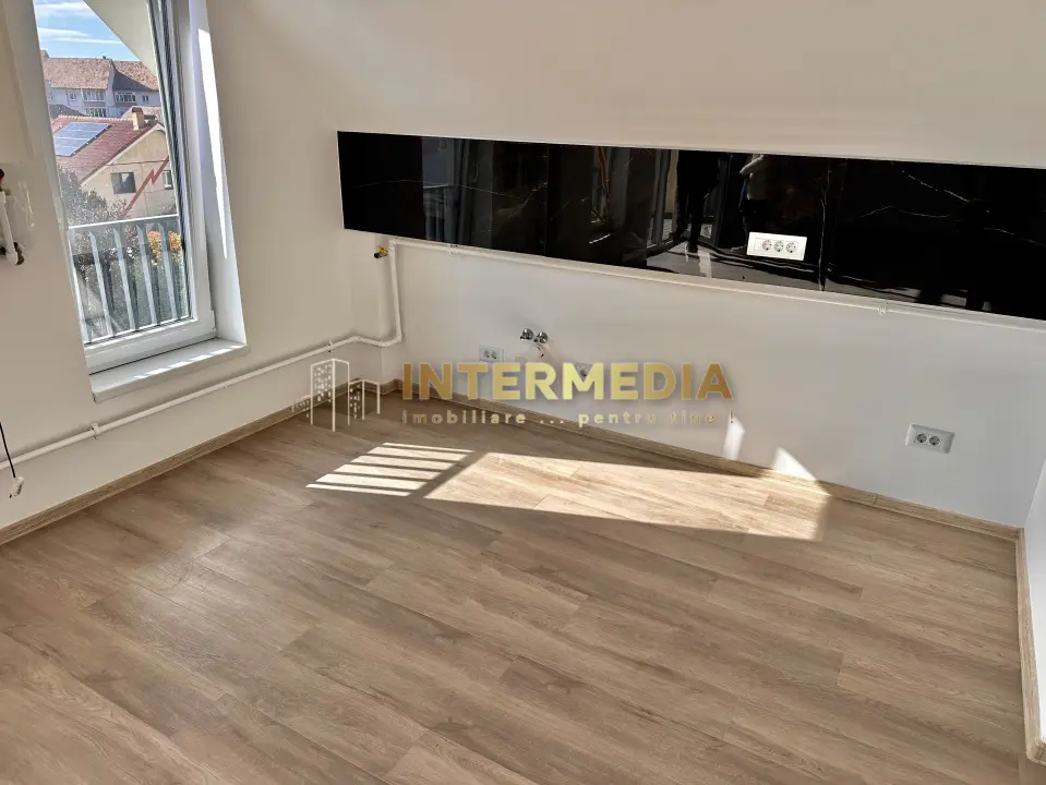 GARSONIERA DE VANZARE, 41 MP, BLOC NOU, CETATE, FINISATA COMPLET, fotografia 7
