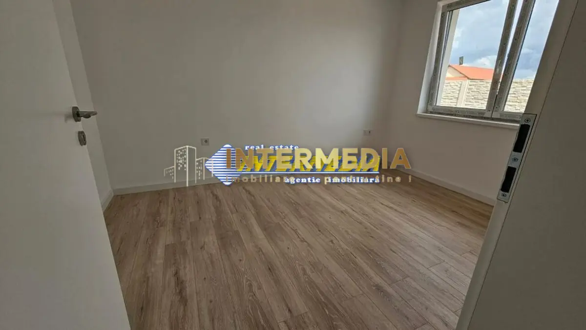 Casa noua de vanzare in Alba Iulia 4 camere teren aferent 423 mp, fotografia 5