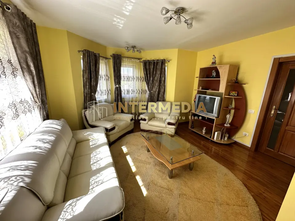 Casa D+P+M cu garaj teren 400 mp finisata utilata mobilata asfal CETATE Giro, fotografia 4