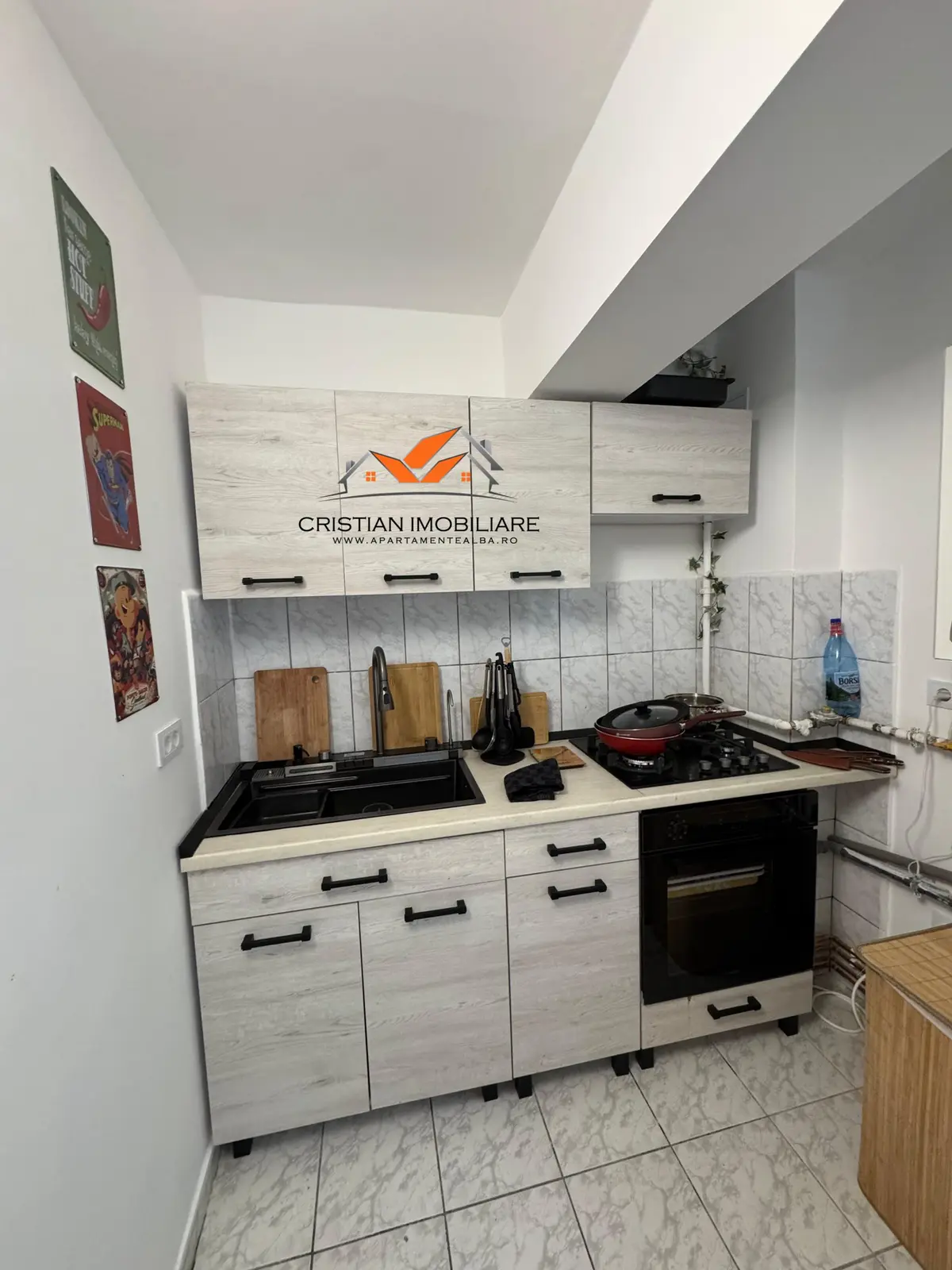 Garsonieră finisată, etaj 1, 25 mp, zona Cetate, fotografia 1