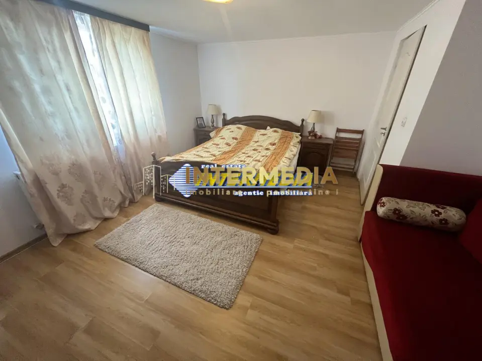 Casa de vanzar in Cetate Alba Iulia cu toate utilitatile, fotografia 11