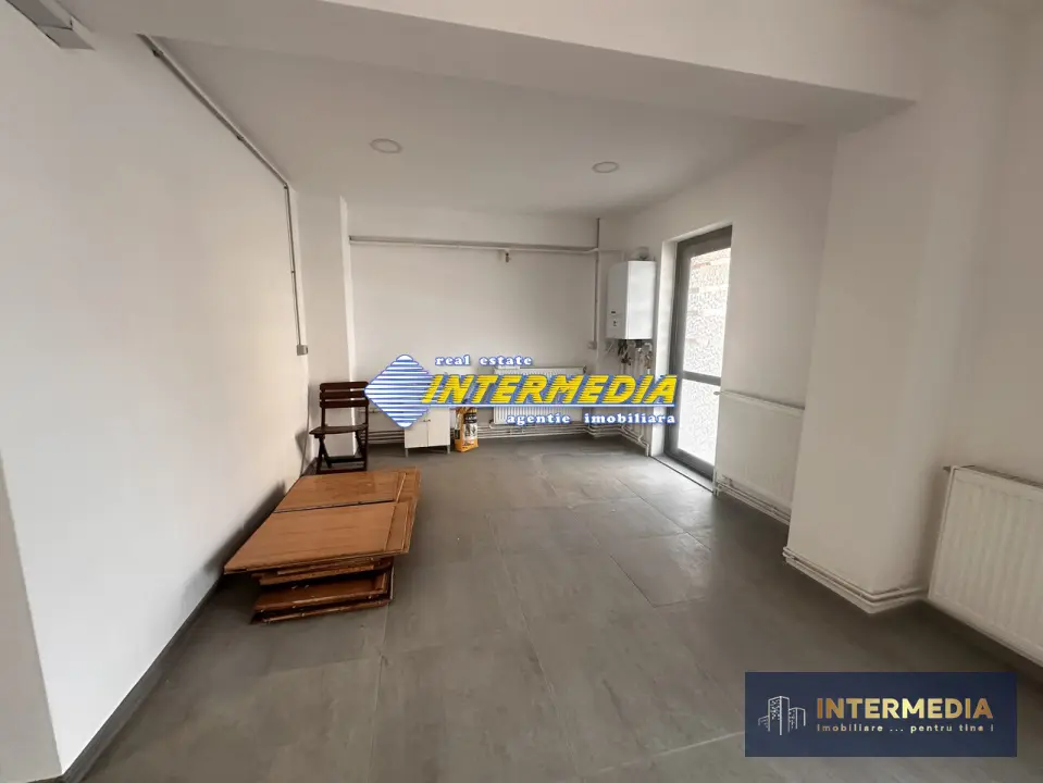 Spatiu comercial 51 mp vanzare CETATE Piata -Stadion vad f bun, finisat total, fotografia 2