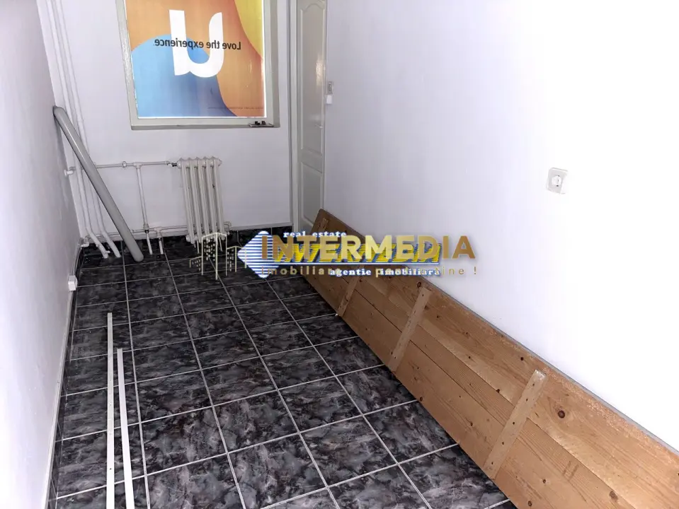 SPATIU COMERCIAL, 75 mp, Cetate Alba Iulia, PRETABIL PENTRU 2 ACTIVITATI, fotografia 9