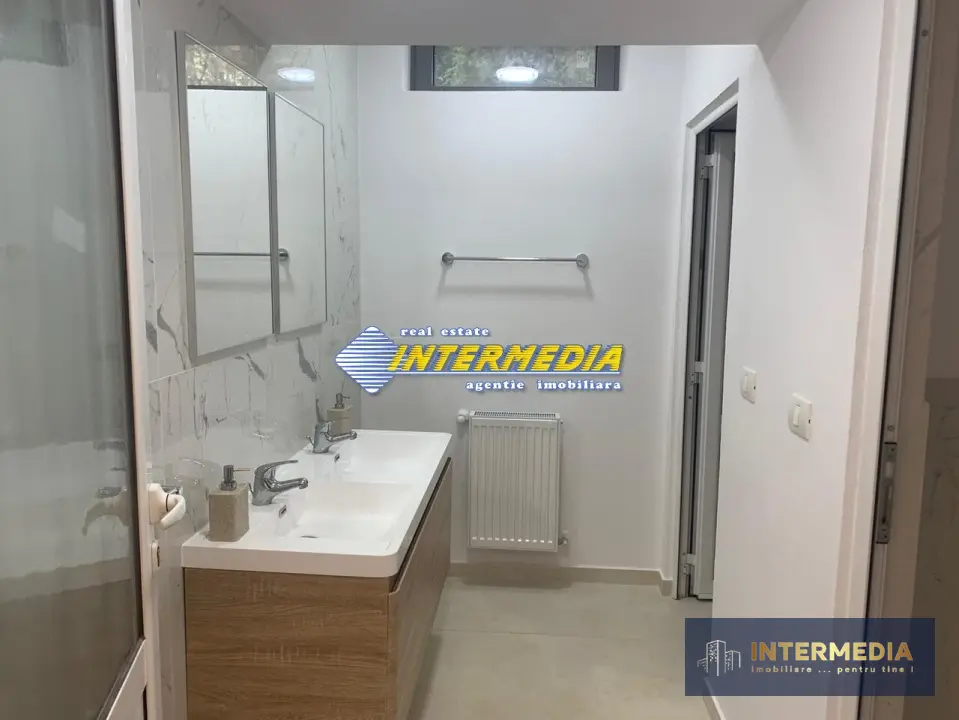 Spațiu comercial de vânzare, 235 mp utili, zona Centru, Alba Iulia, fotografia 1