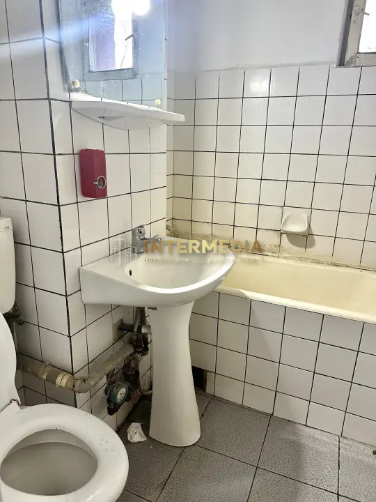 APARTAMENT 2 CAMERE, CETATE ZONA CLOSCA, 50 MP, BLOC CARAMIDA, fotografia 5