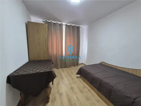 Apartament cu 3 camere, etaj 2, zona Cetate, Alba Iulia
