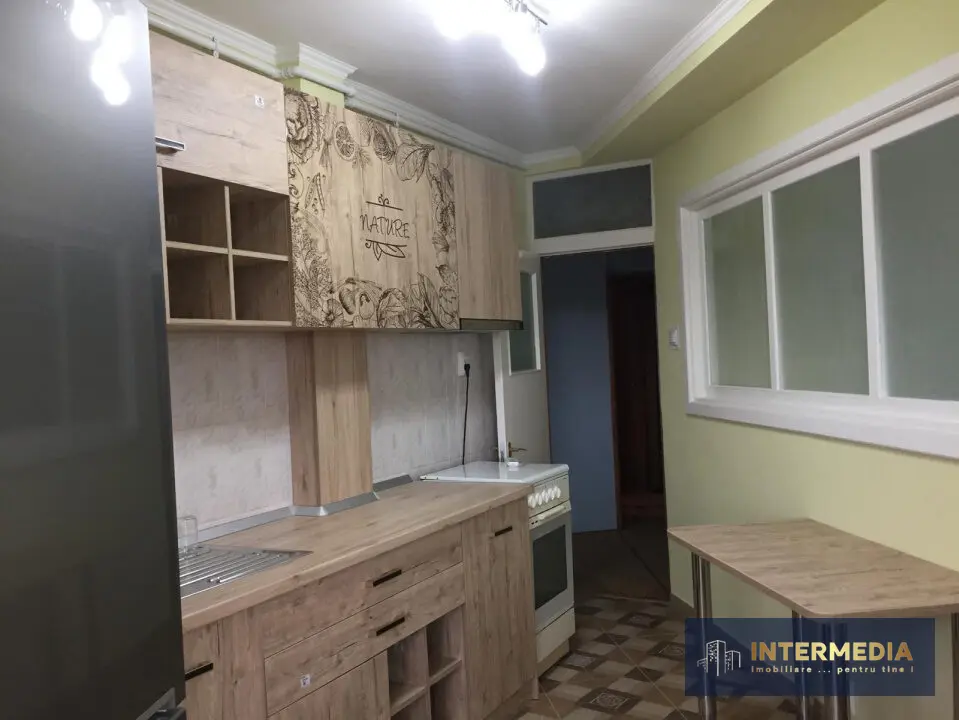 Apartament 4 camere, decomandat, în zona Cetate, Alba Iulia, 2 băi, fotografia 9