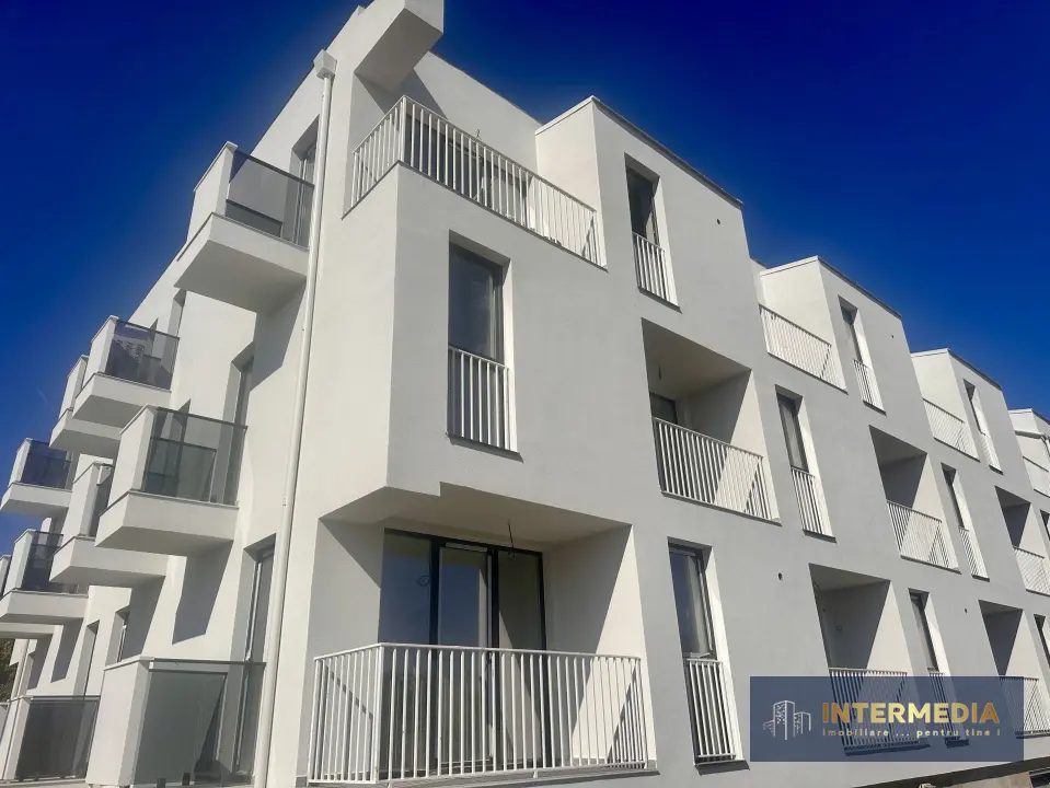 Apartament 2 camere BLOC NOU Cetate Balcon Boxa Clima Parcare Finisat la cheie, fotografia 1