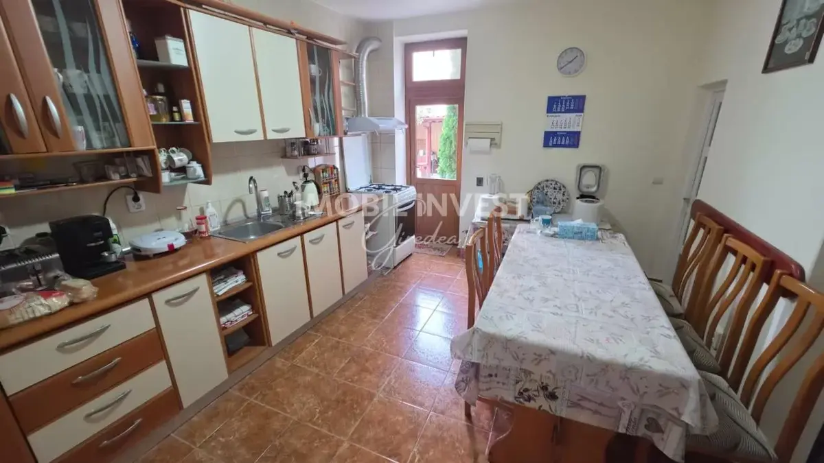 Casă individuală în zona Centru, Alba Iulia, 180 mp utili, teren 564 mp, fotografia 2