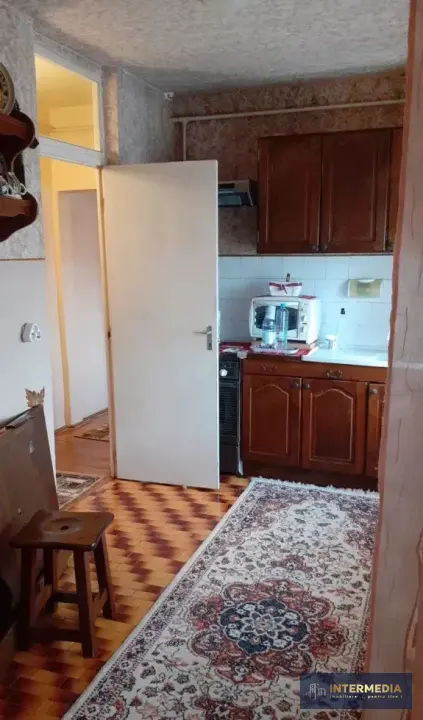 APARTAMENT 2 CAMERE, DECOMANDAT, ETAJ 3, 52 MP, PARTIAL MOBILAT, fotografia 5