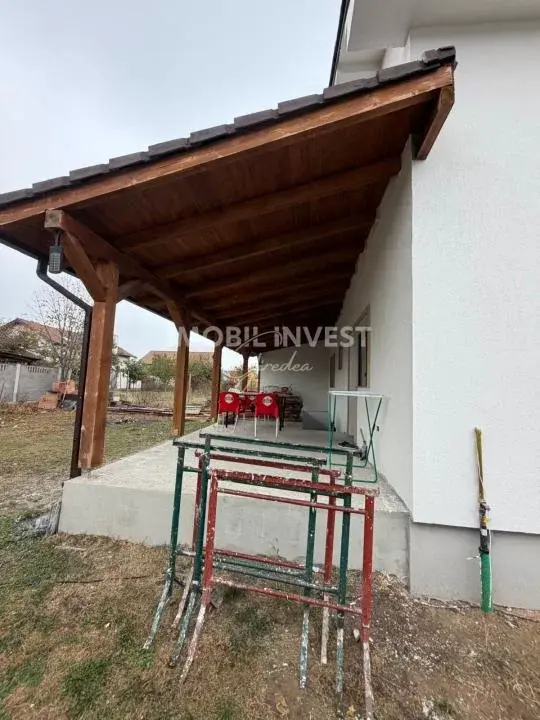 Casă individuală cu 7 camere și terasă de 30 mp, 390 mp teren, fotografia 6