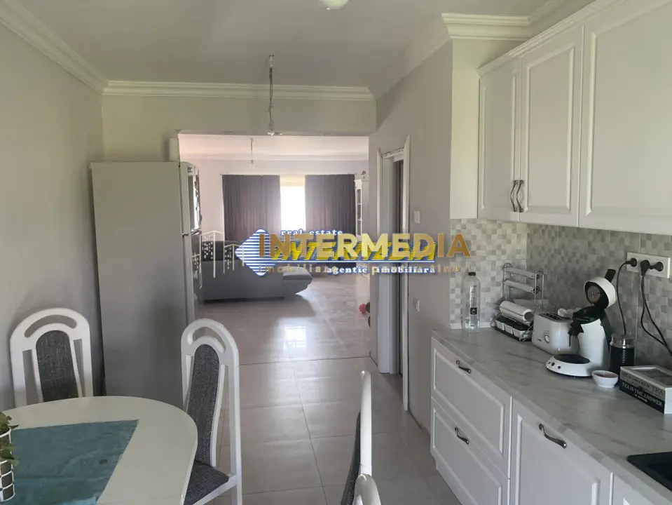 Casa noua finisata la cheie de vanzare in Alba Iulia cu teren 1467 mp, fotografia 2