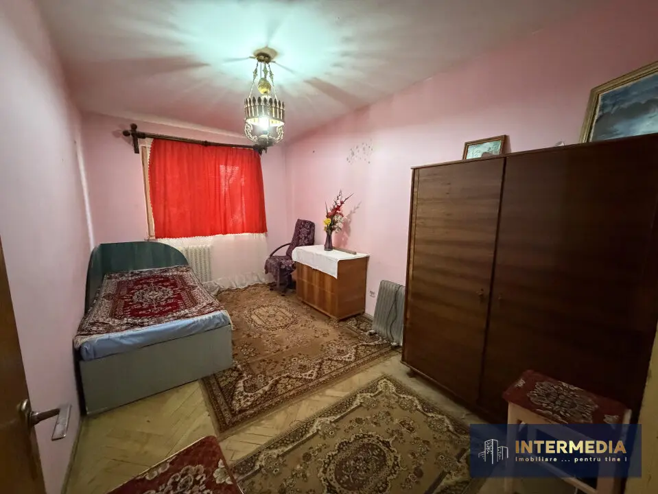 Apartament cu 2 camere, 50 mp utili, în Alba Iulia, zona Cetate, fotografia 3