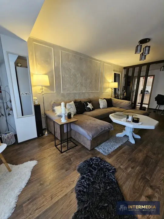 Apartament 3 camere decomandate în Cetate, Alba Iulia, etaj 3, mobilat, cu beci și parcare, fotografia 7