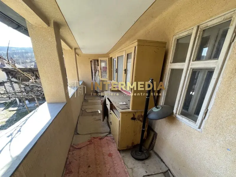OKAZIE! Casa in Cricau 3 Camere 1300 mp. Curte Teren Fantana Utilitati Asfalt, fotografia 6