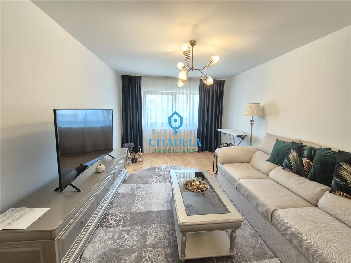 Apartament 3 camere, decomandat, etaj 1, Ampoi 3, Alba Iulia, fotografia 1