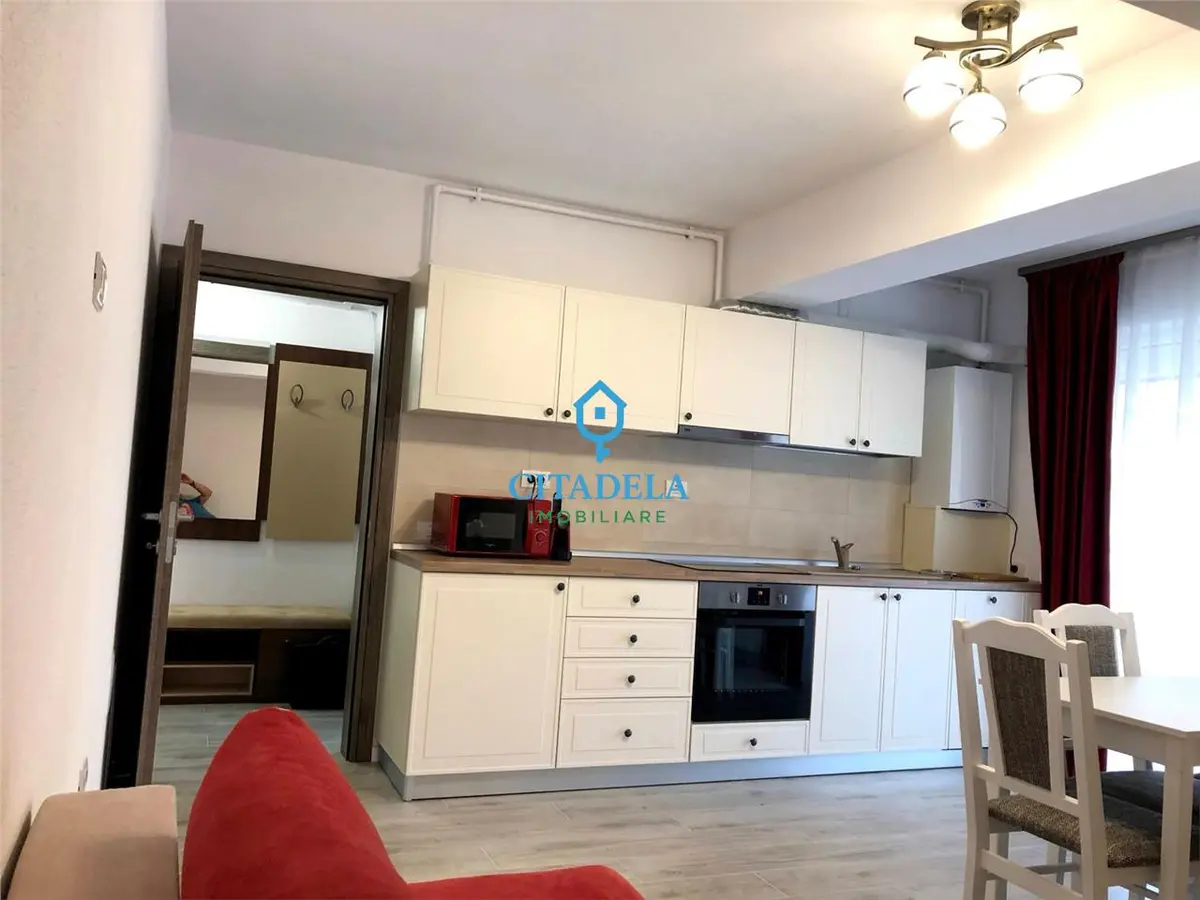 Apartament cu 2 camere, decomandat, în zona Centru din Alba Iulia, fotografia 1
