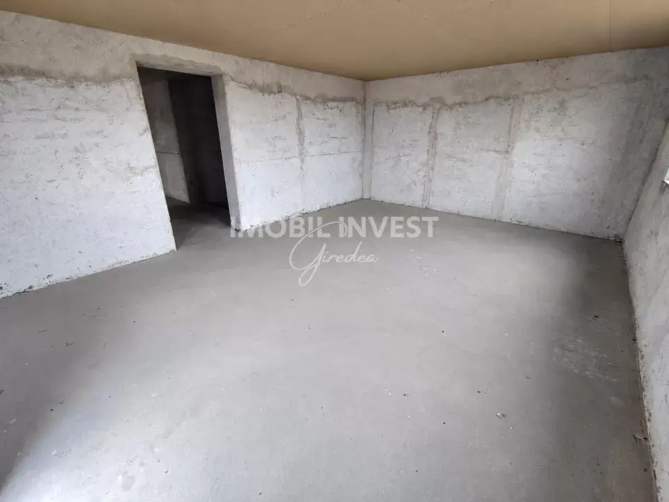 Casă individuală cu 4 camere, 174 mp utili, 300 mp teren, Partoș, fotografia 2